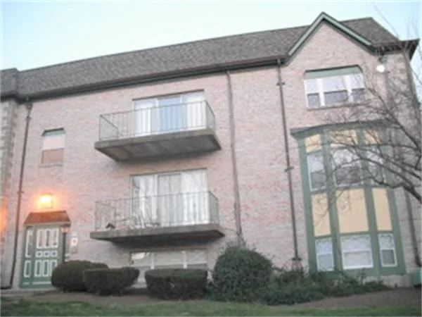 Unit for sale at 115 Oak Ln, Brockton, MA 02301