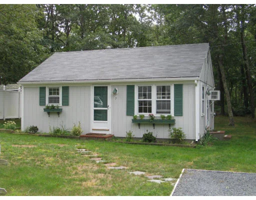 Unit for sale at 7 Coach House Ln, Dennis, MA 02660