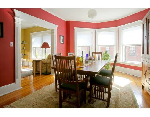 Unit for sale at 3 Auburn Ct, Brookline, MA 02446