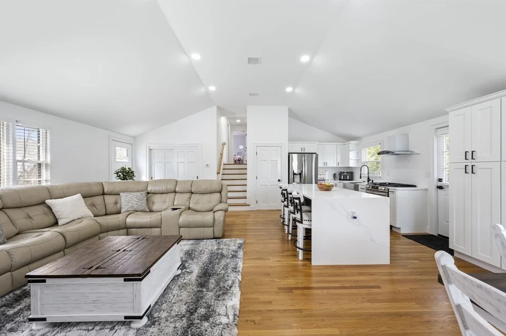 Unit for sale at 11 Christopher Dr, Milton, MA 02186