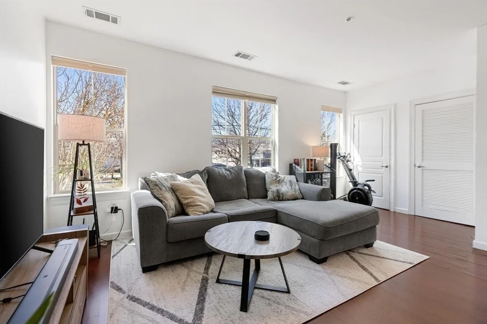 4 Repton Circle