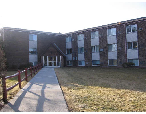Unit for sale at 7 Weld St, Framingham, MA 01702