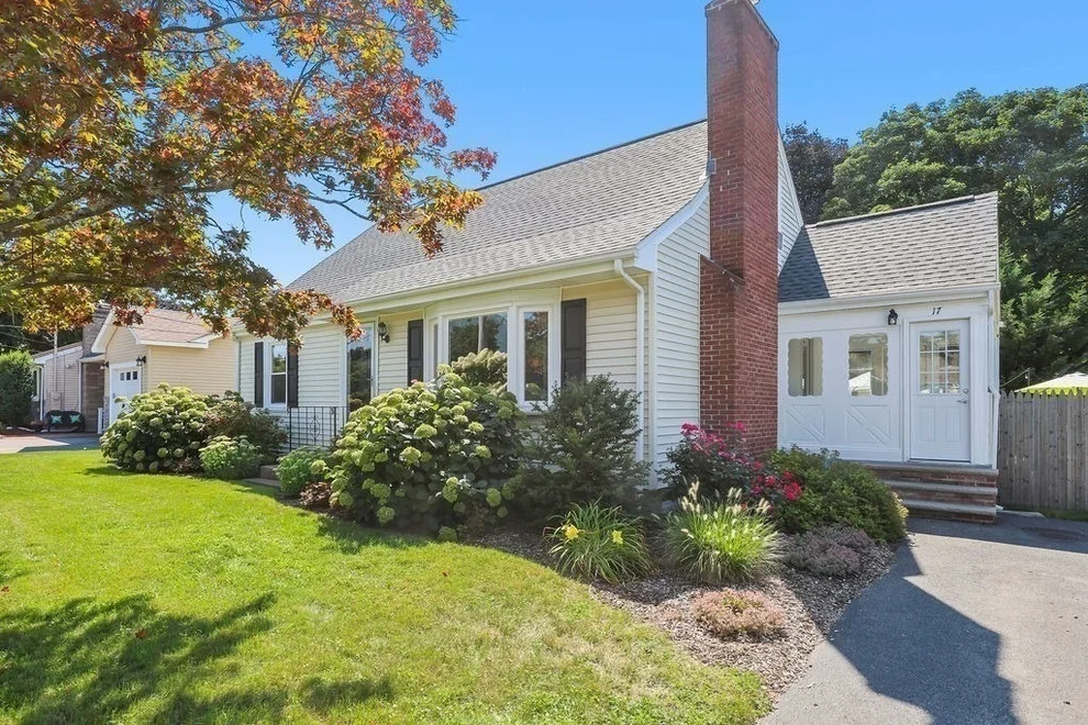 Unit for sale at 17 Jean Dr, Seekonk, MA 02771