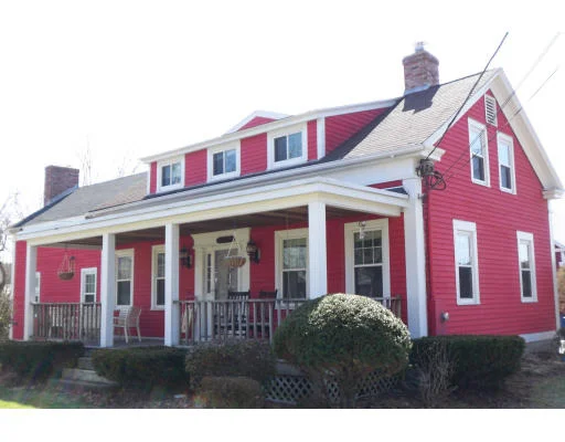 Unit for sale at 260 South Street, Plainville, MA 02762