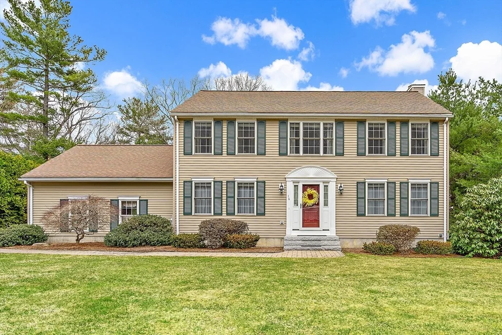 Unit for sale at 16 Christopher Dr, Grafton, MA 01519