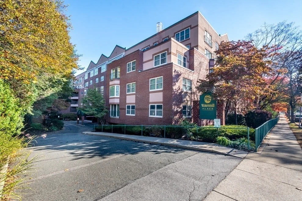 Unit for sale at 1 Watermill Pl, Arlington, MA 02476