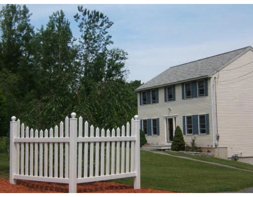 Unit for sale at 25 Brush Hill Rd, Merrimac, MA 01860