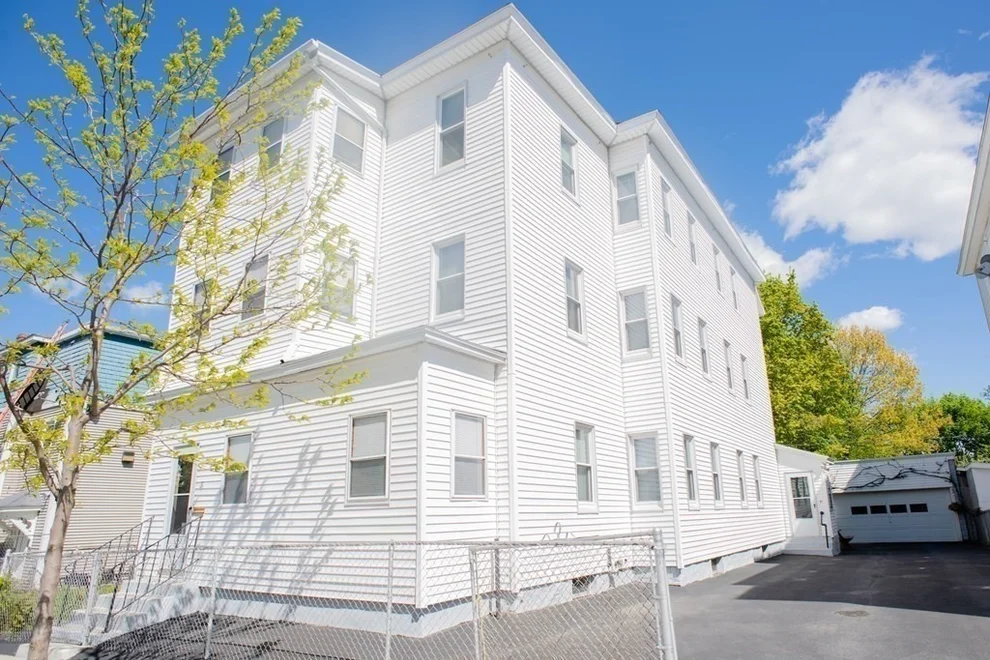 Unit for sale at 3 Aetna Street, Worcester, MA 01604