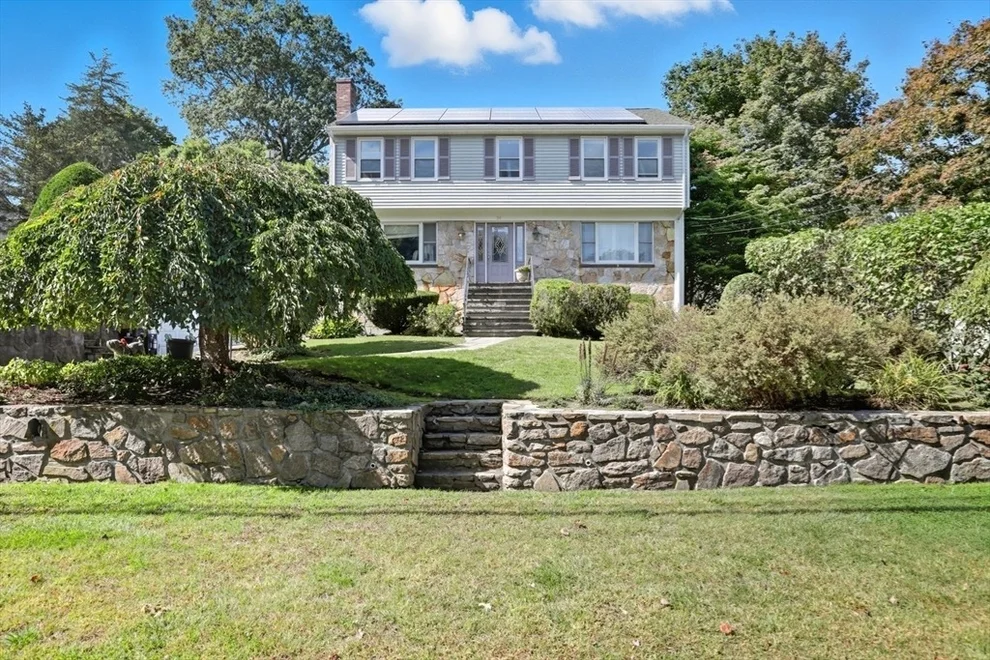 Unit for sale at 24 Angelica Dr, Framingham, MA 01701