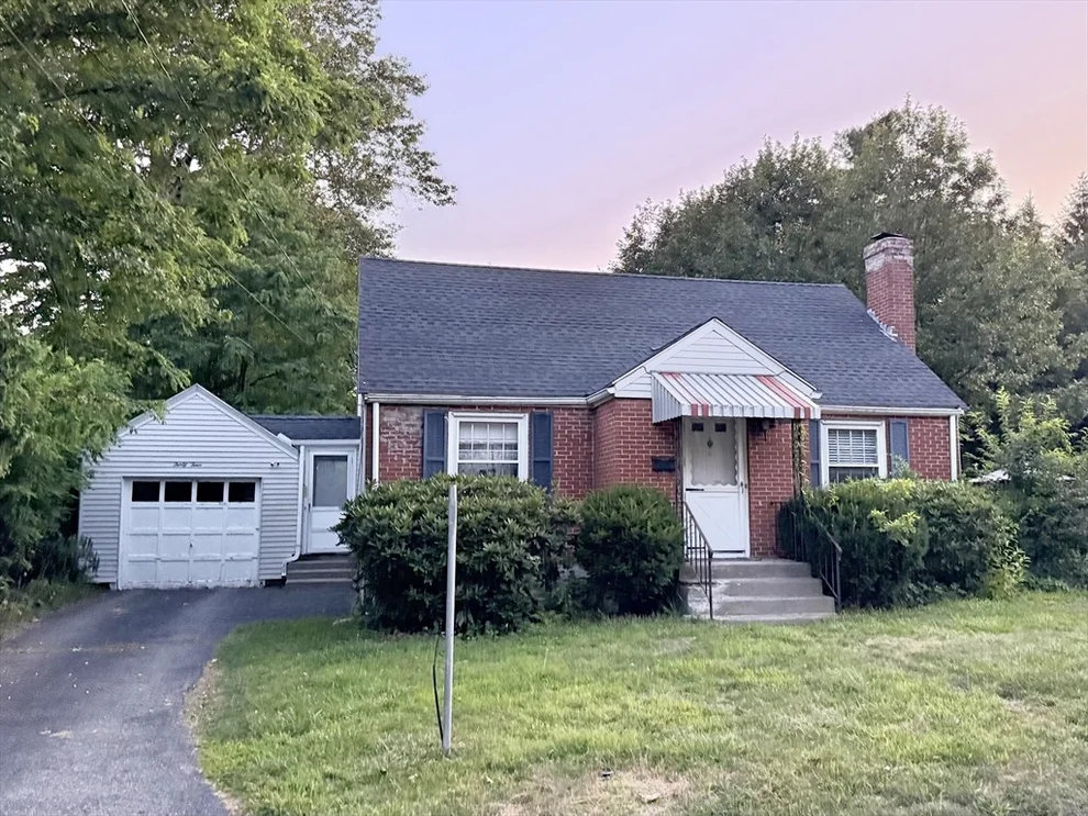 Unit for sale at 34 Calumet Ave, Worcester, MA 01606