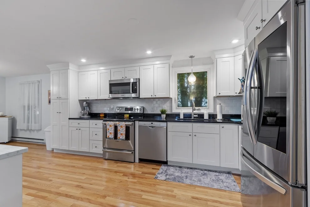 Unit for sale at 273 Washington St, Gloucester, MA 01930