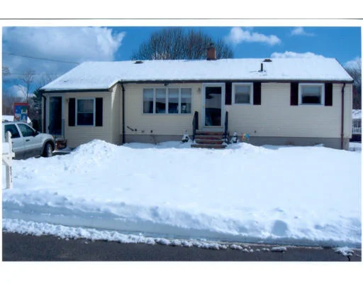 Unit for sale at 891 Old Shawsheen St, Tewksbury, MA 01876