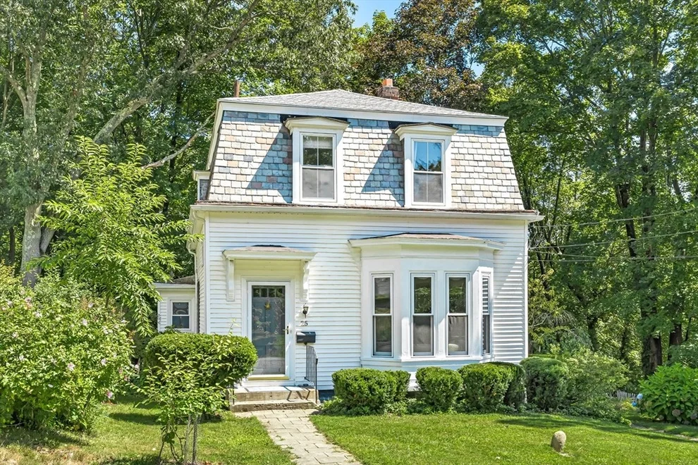 Unit for sale at 25 Sawin St, Natick, MA 01760