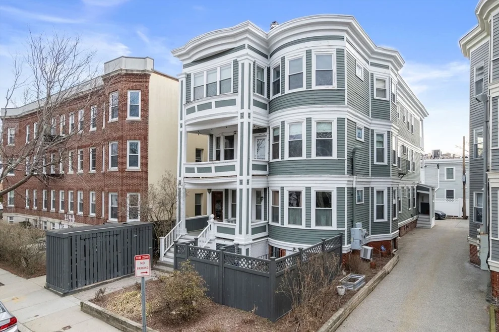 Unit for sale at 122 Trowbridge, Cambridge, MA 02138