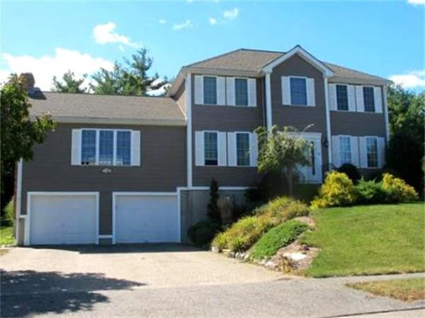 Unit for sale at 162 Britney Drive, Holden, MA 01520