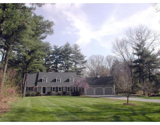 Unit for sale at 81 Haven Street, Dover, MA 02030