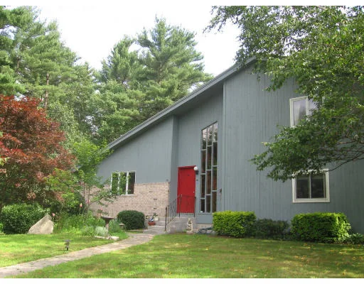 Unit for sale at 4 Kilpatrick Way, Norfolk, MA 02056