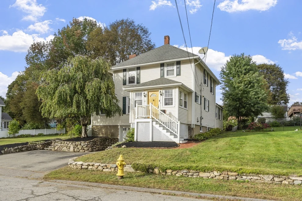 Unit for sale at 11 Mayfield Road, Gardner, MA 01440