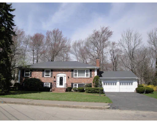 Unit for sale at 5 Windsor Rd., Weymouth, MA 02190