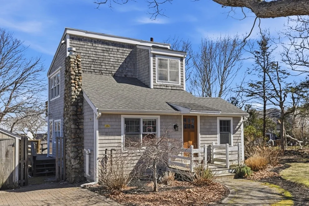Unit for sale at 85 Ellisville Dr, Plymouth, MA 02360