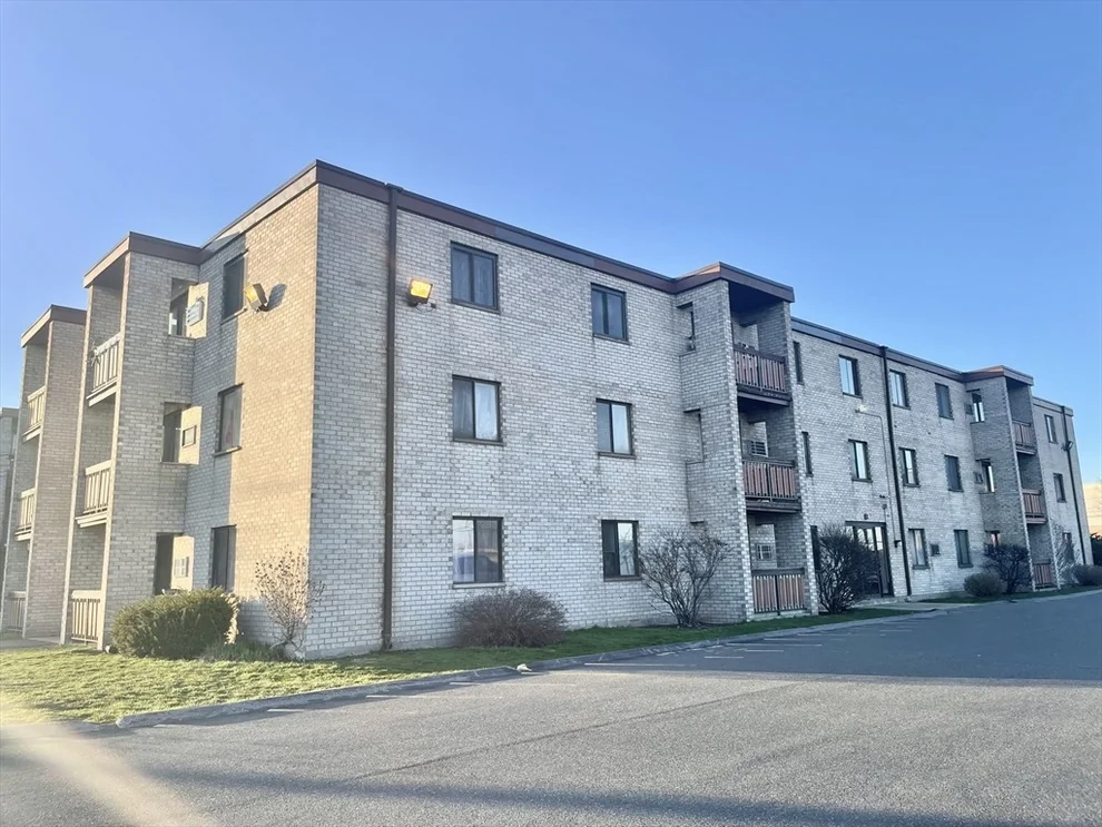 Unit for sale at 45 Mccoba  Unit, Revere, MA 02151
