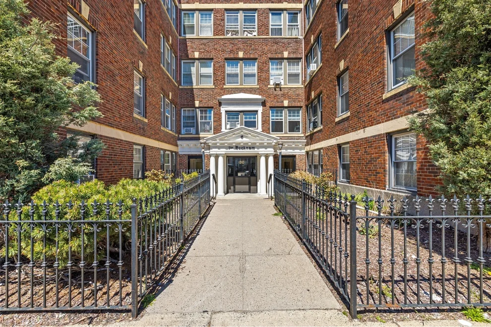 Unit for sale at 68 Linden St, Everett, MA 02149