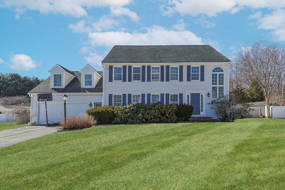 Unit for sale at 430 Mendon Rd, North Attleboro, MA 02760