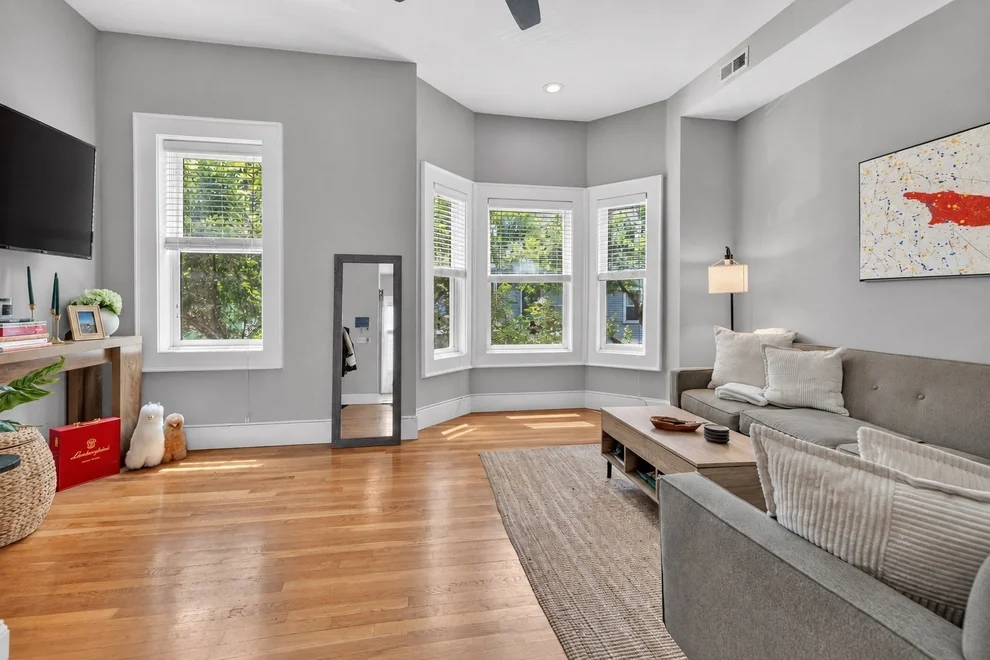 Unit for sale at 466 E 3rd St, Boston, MA 02127