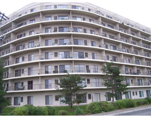 Unit for sale at 133 Commander Shea Blvd, Quincy, MA 02171