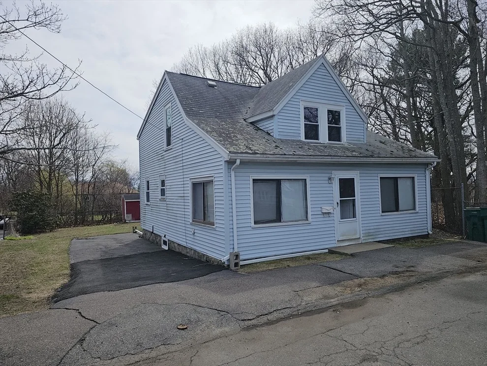 Unit for sale at 48 Hayes St, Lynn, MA 01905