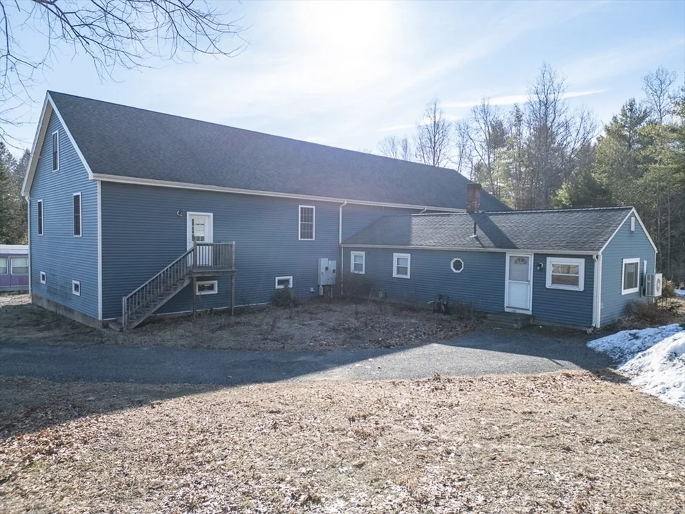 Unit for sale at 538 Main St, Townsend, MA 01474