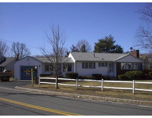 Unit for sale at 179 Pine Street, Danvers, MA 01923