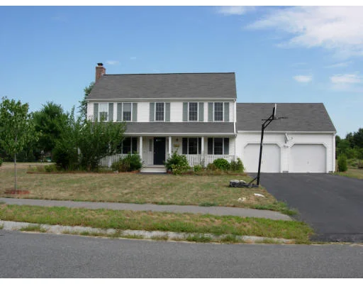 Unit for sale at 4 Landau Rd., Plainville, MA 02762