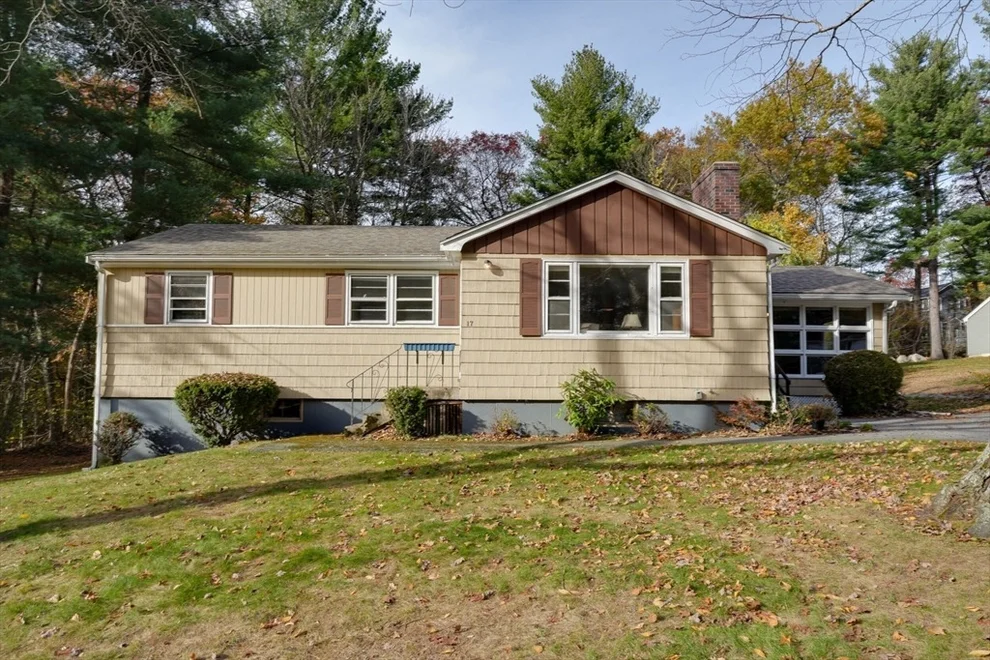 Unit for sale at 17 Evelyn St, Burlington, MA 01803