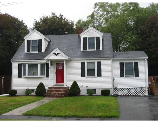 Unit for sale at 3 Lantern Ln, Woburn, MA 01801