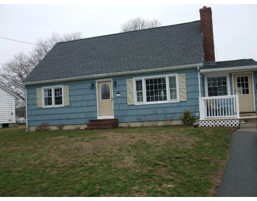 Unit for sale at 16 Douglas St. R 097, Haverhill, MA 01830