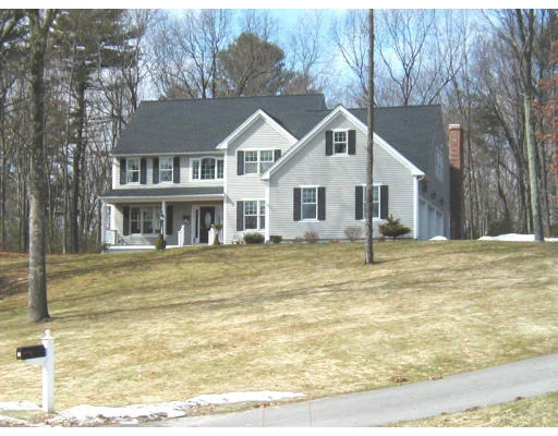 Unit for sale at 15 Londonderry Lane, Georgetown, MA 01833