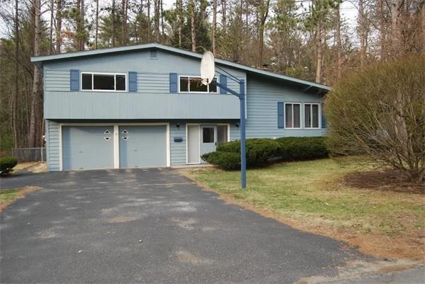 Unit for sale at 17 Little Tree Lane, Framingham, MA 01701