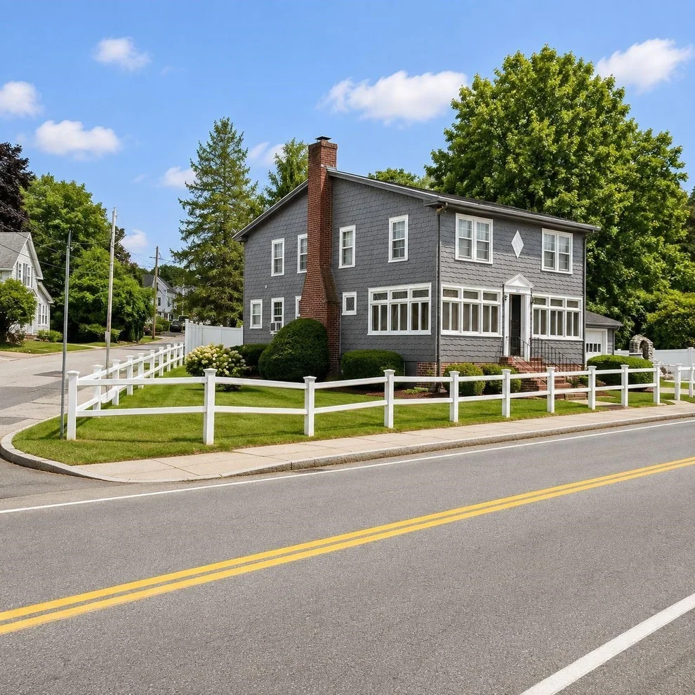 Unit for sale at 147 South St, Marlborough, MA 01752