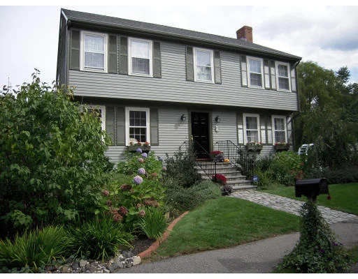 Unit for sale at 19 Schooner Ridge, Marblehead, MA 01945
