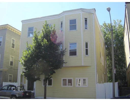 Unit for sale at 206 Pearl St, Somerville, MA 01430