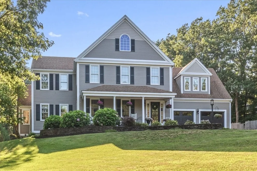 Unit for sale at 106 Quail Run, Marshfield, MA 02050