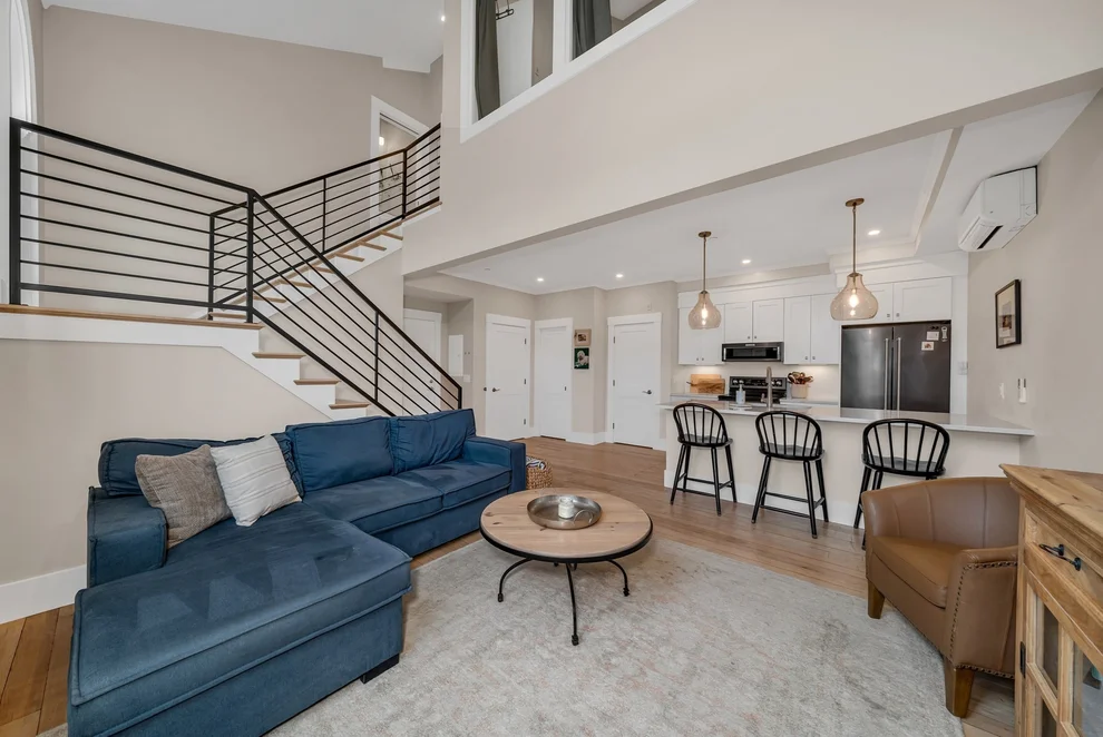 Unit for sale at 142 Main St, Amesbury, MA 01913