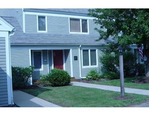Unit for sale at 123 Stoneridge, Franklin, MA 02038