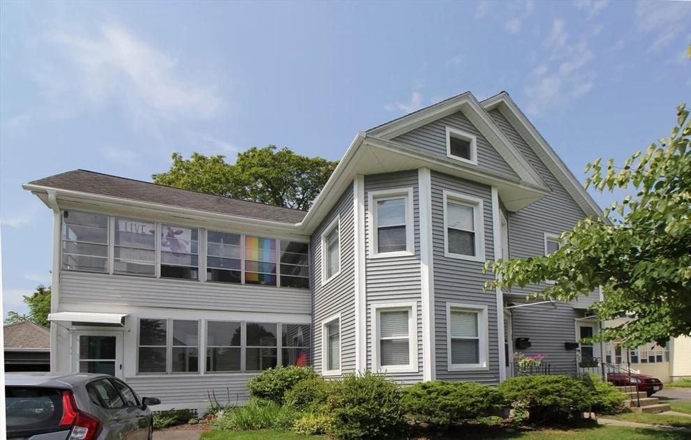 Unit for sale at 52 Elizabeth Street, Northampton, MA 01060