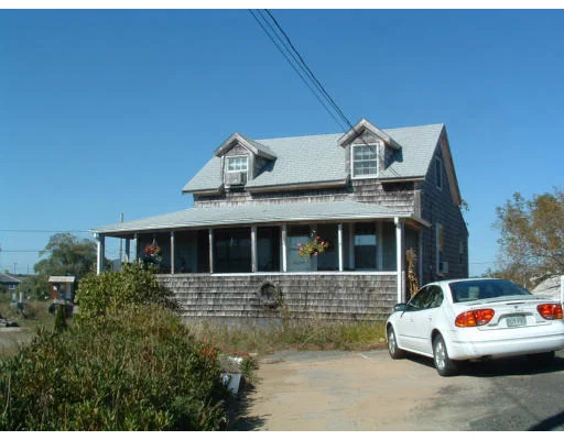 Unit for sale at 7 Roy Ave, Newbury, MA 01951