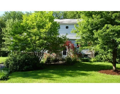 Unit for sale at 189 Pondview Dr, Amherst, MA 01002