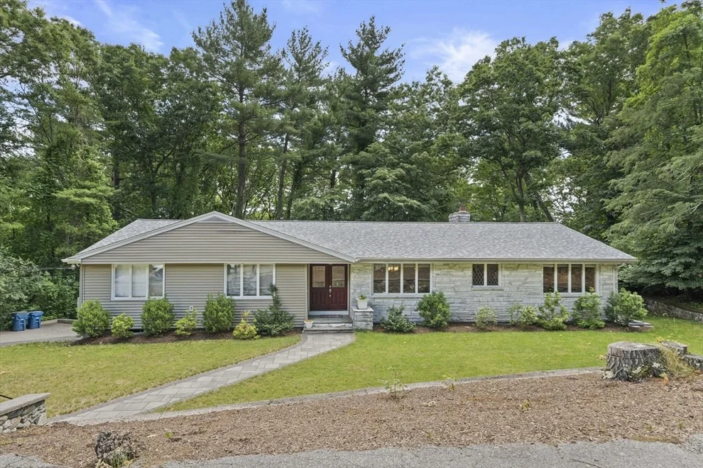Unit for sale at 41 Algonquin Rd, Canton, MA 02021