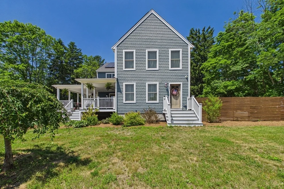 Unit for sale at 351 County Rd, Rochester, MA 02770
