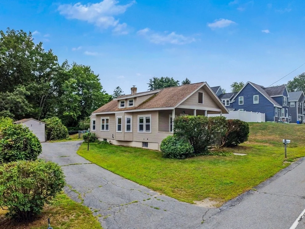 Unit for sale at 226 Rosemont, Haverhill, MA 01832